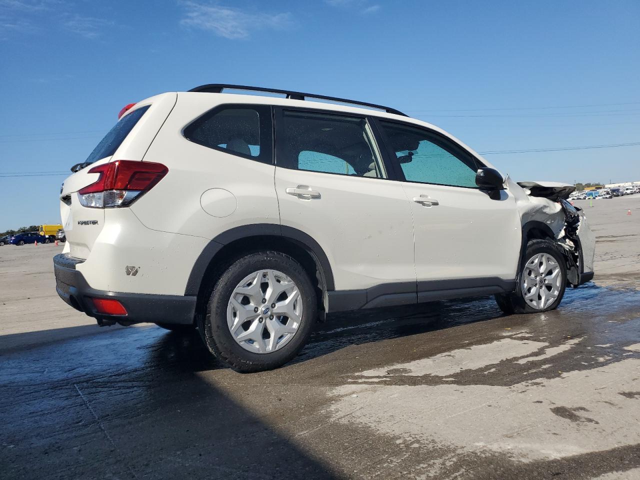 2020 Subaru Forester - Фото 3