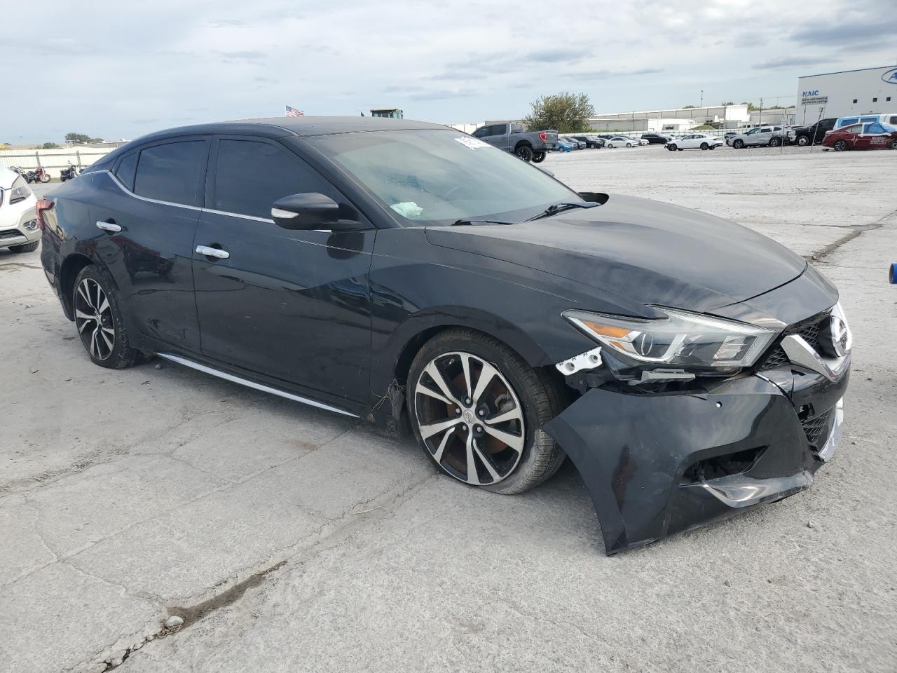 2017 Nissan Maxima 3.5S - Image 4