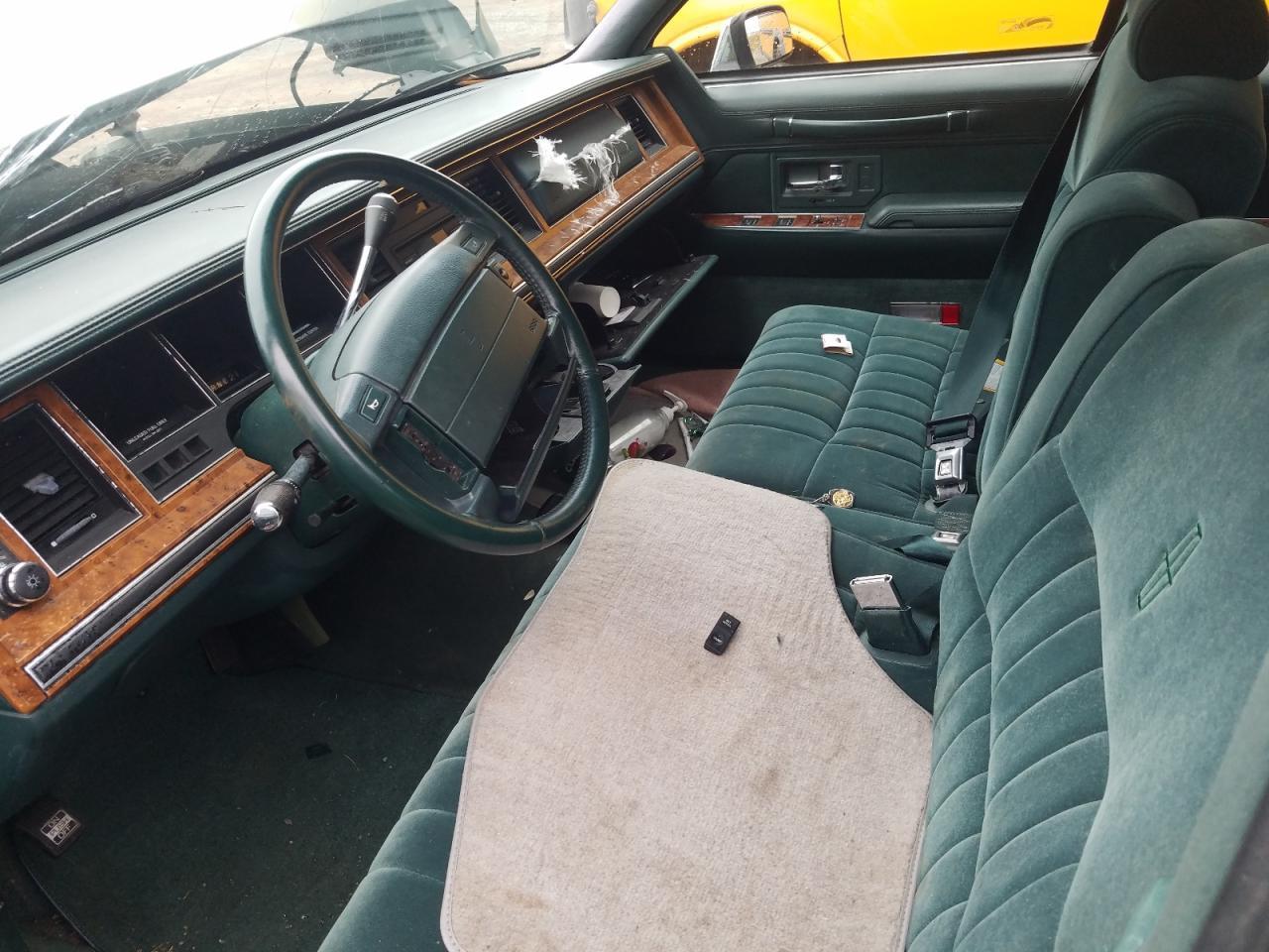 1994 Lincoln Town Car Executive - Image 7