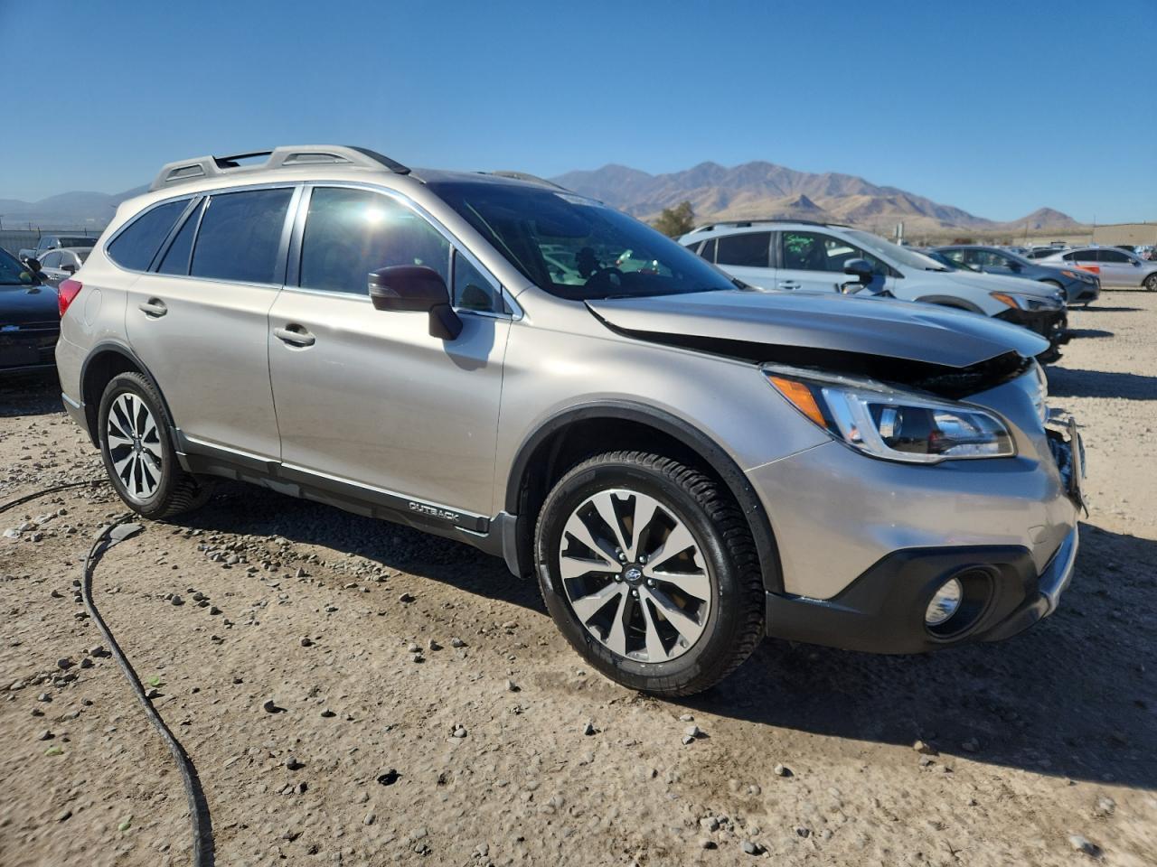 2017 Subaru Outback 3.6R Limited - Фото 4