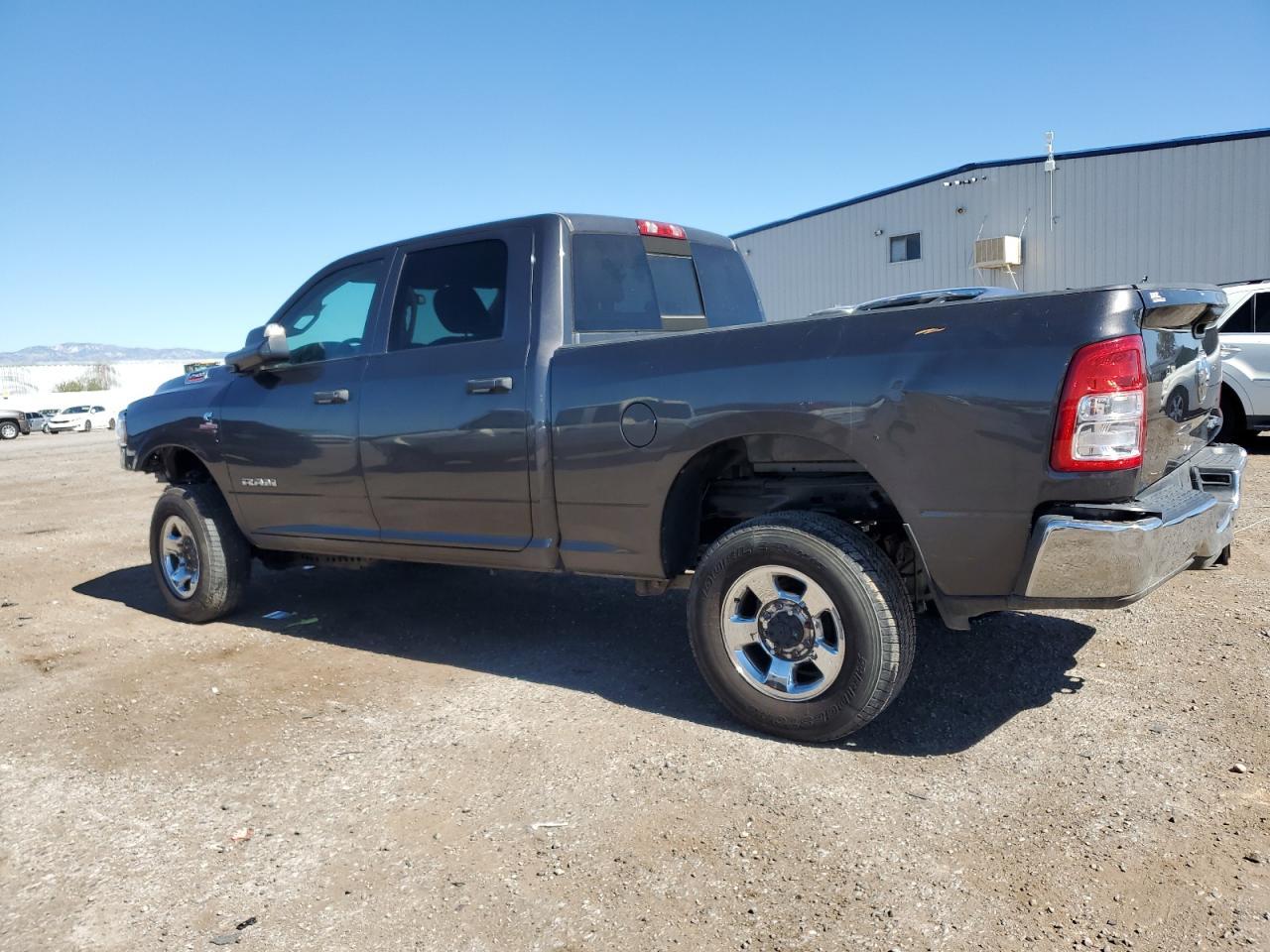 2019 Ram 2500 Tradesman - Фото 2