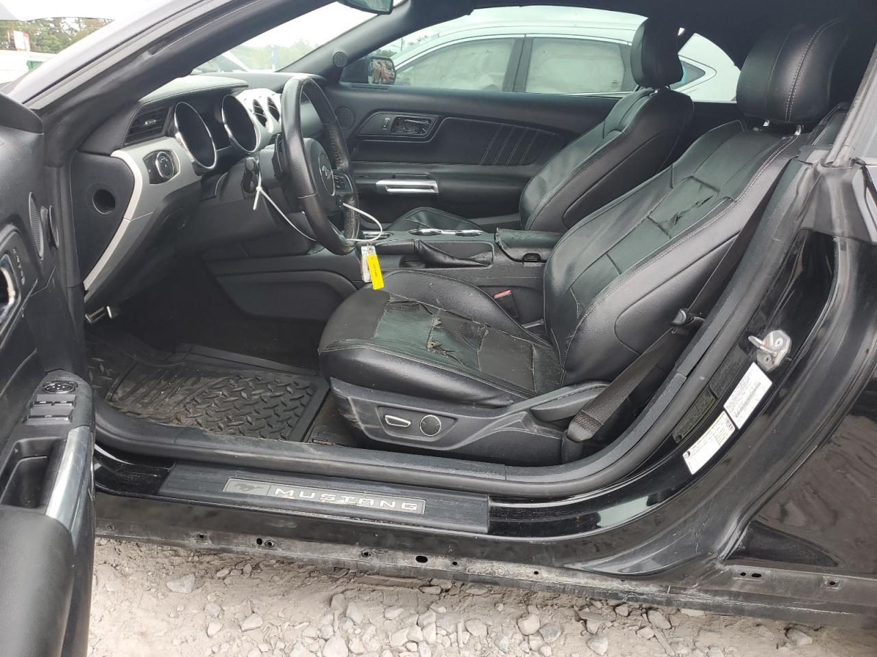 2015 Ford Mustang - Фото 7