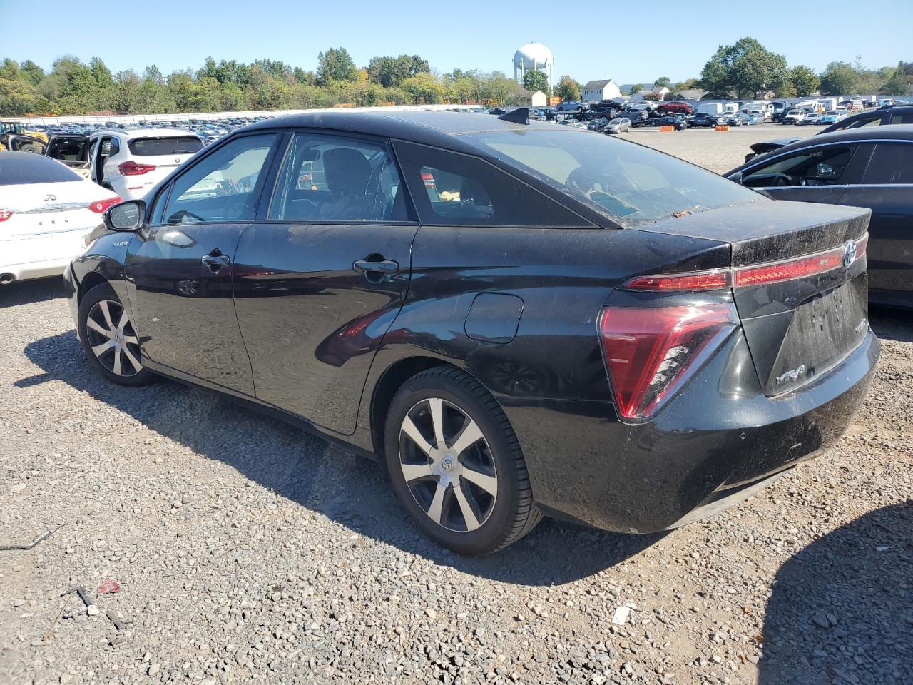 2016 Toyota Mirai - Image 2