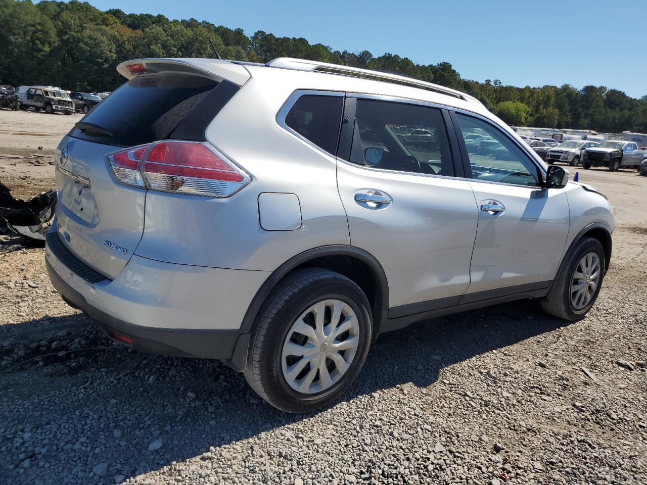 2015 Nissan Rogue S - Фото 3