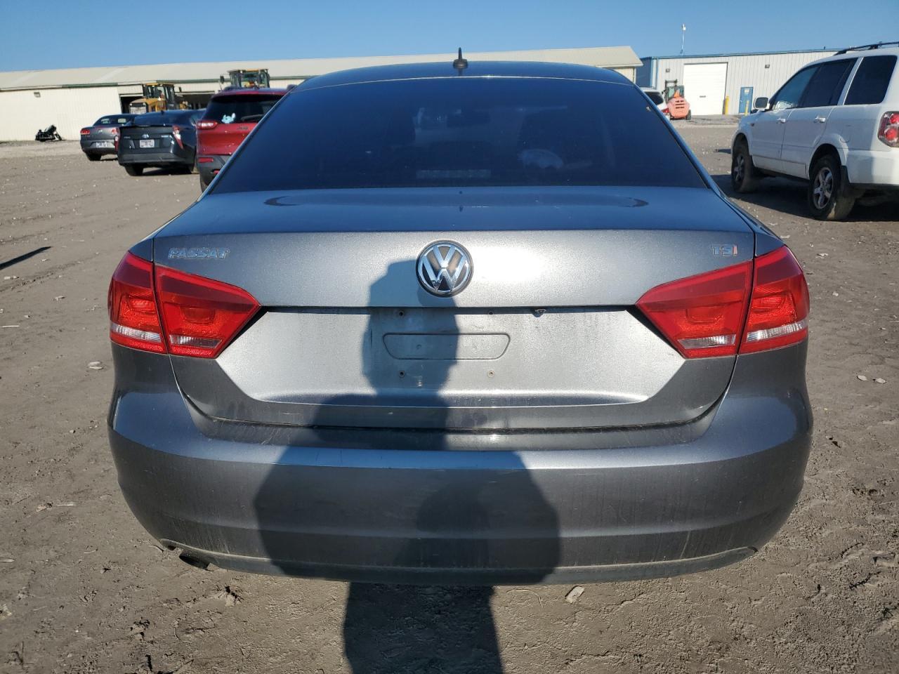 2015 Volkswagen Passat S - Image 6