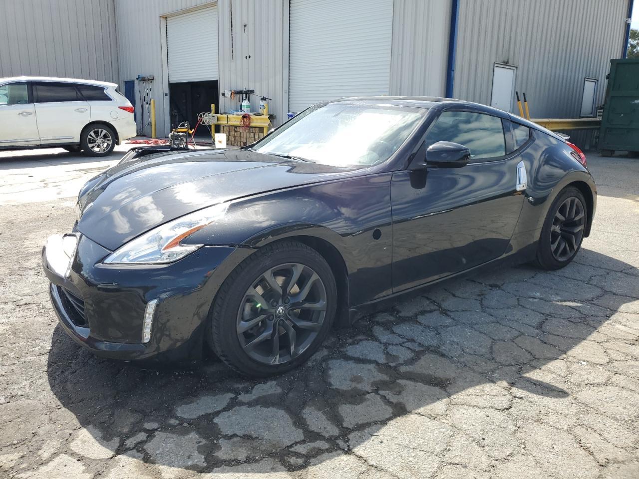 2016 Nissan 370Z Base