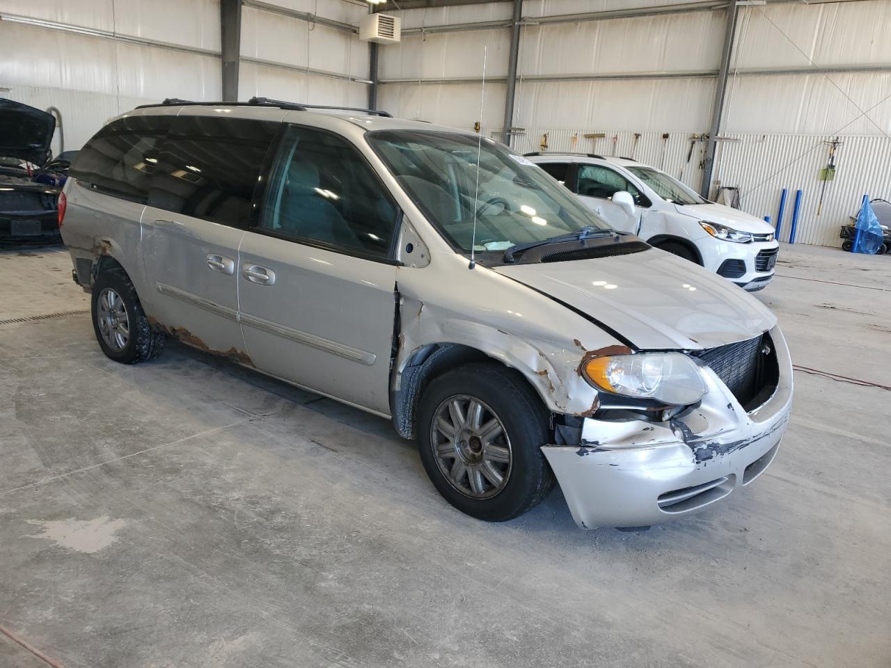 2007 Chrysler Town & Country Touring - Фото 4