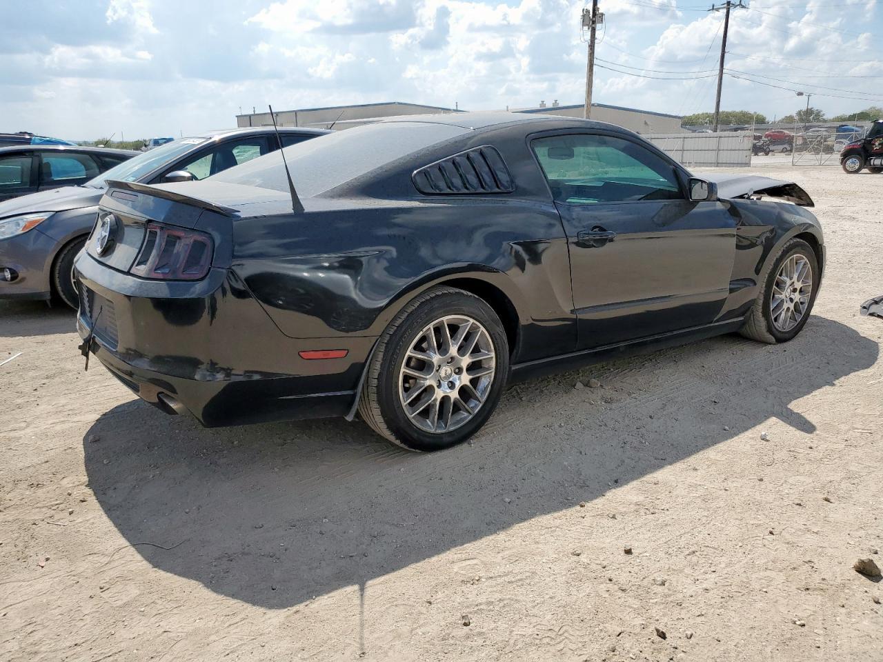 2014 Ford Mustang - Image 3