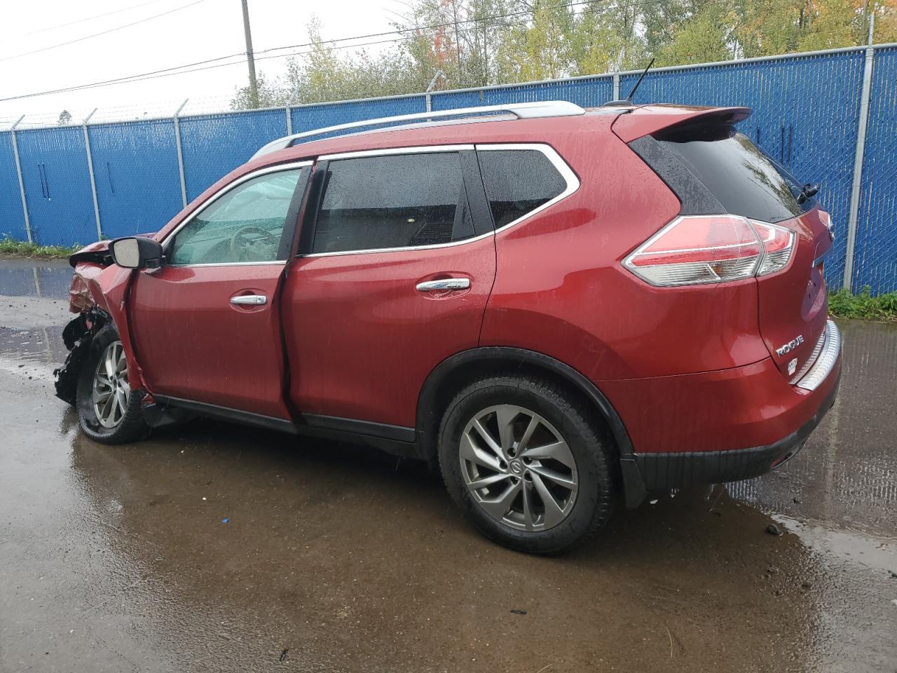2015 Nissan Rogue S - Фото 2