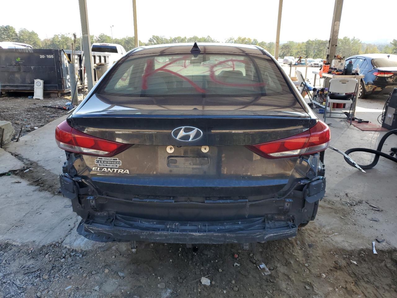 2018 Hyundai Elantra Sel - Фото 6