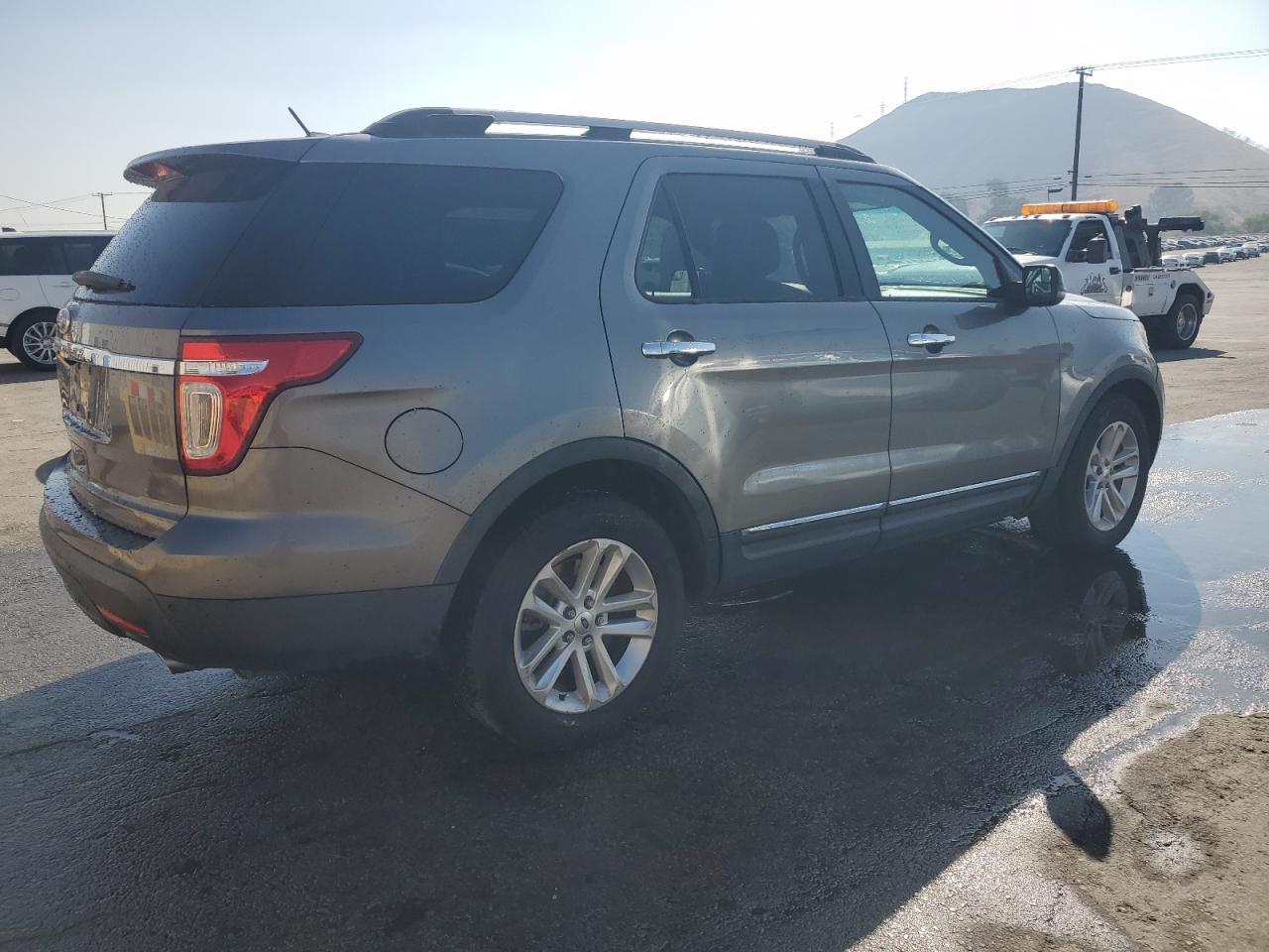 2014 Ford Explorer Xlt - Фото 3