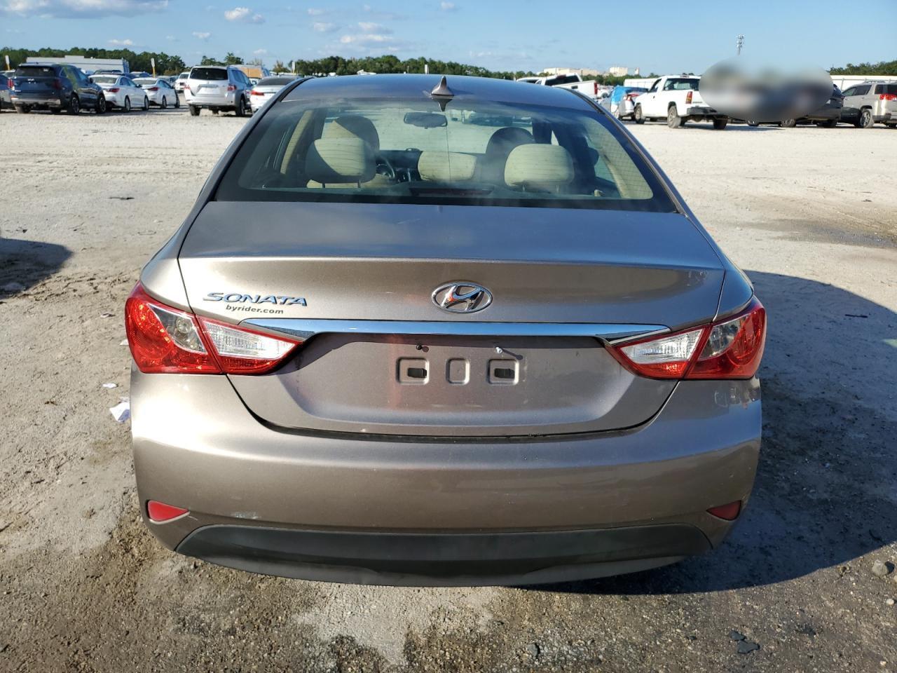 2014 Hyundai Sonata Gls - Image 6