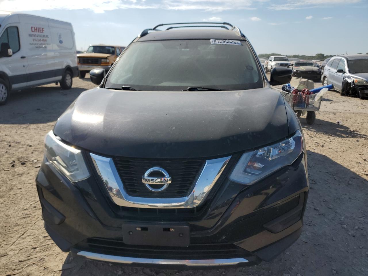 2017 Nissan Rogue S - Фото 5