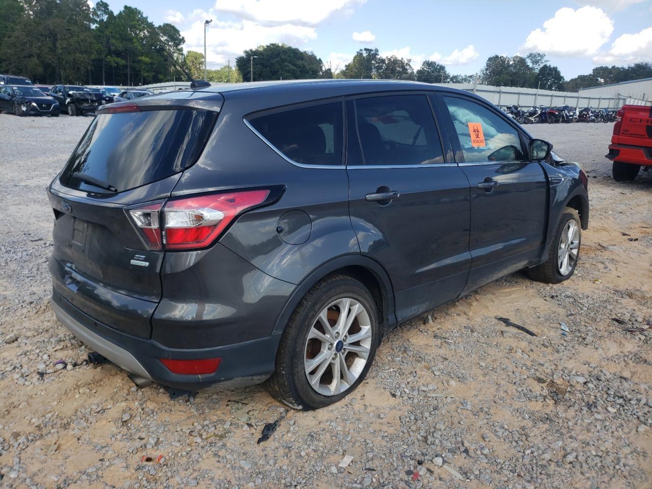2017 Ford Escape Se - Фото 3