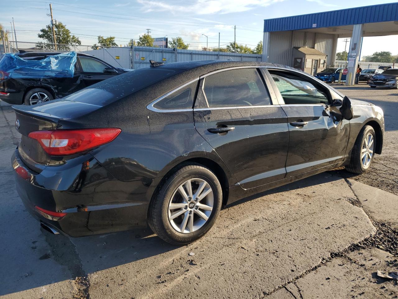 2017 Hyundai Sonata Se - Фото 3