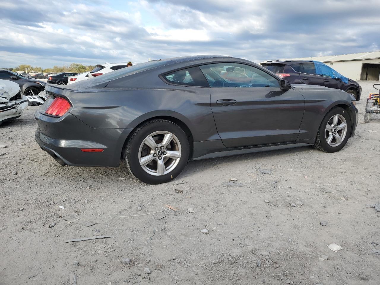 2015 Ford Mustang - Image 3