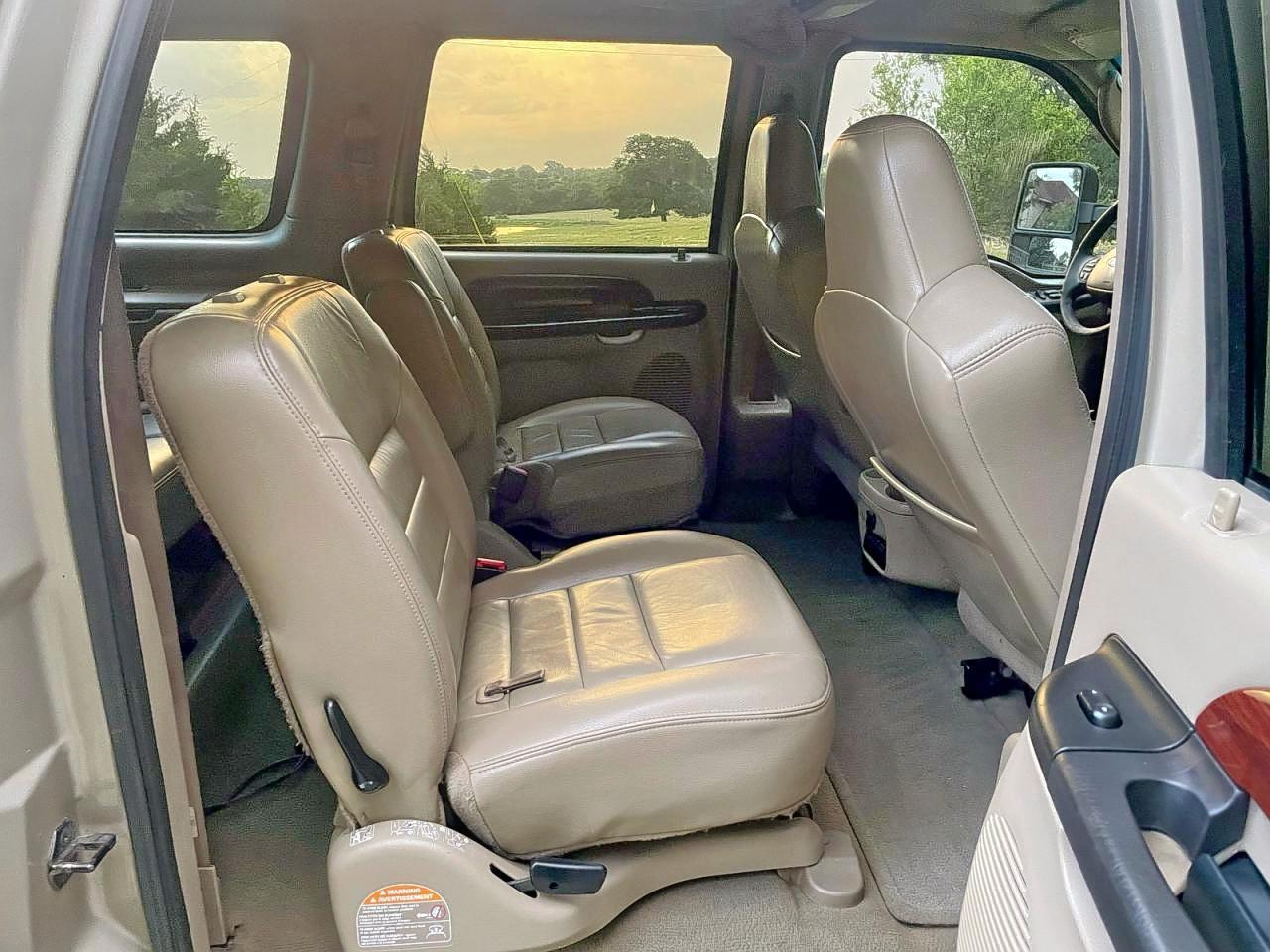2005 Ford Excursion Limited - Фото 6