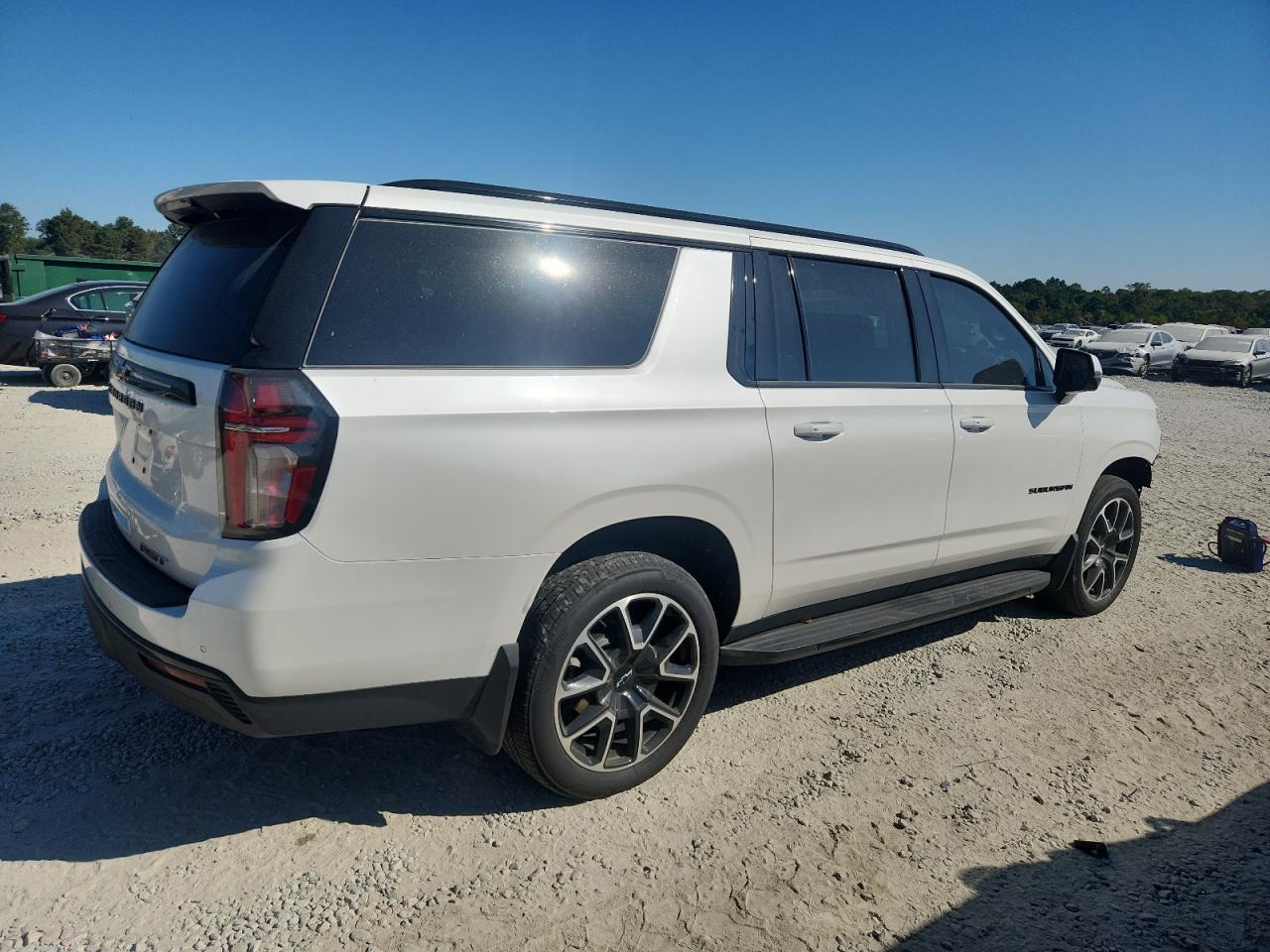 2023 Chevrolet Suburban K1500 Rst - Фото 3