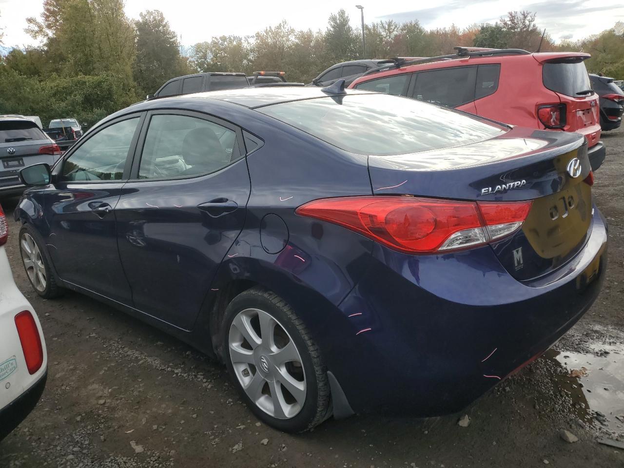 2013 Hyundai Elantra Gls - Фото 2