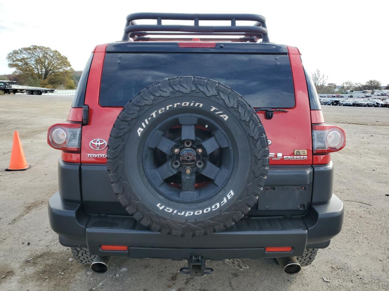 2012 Toyota Fj Cruiser - Фото 6