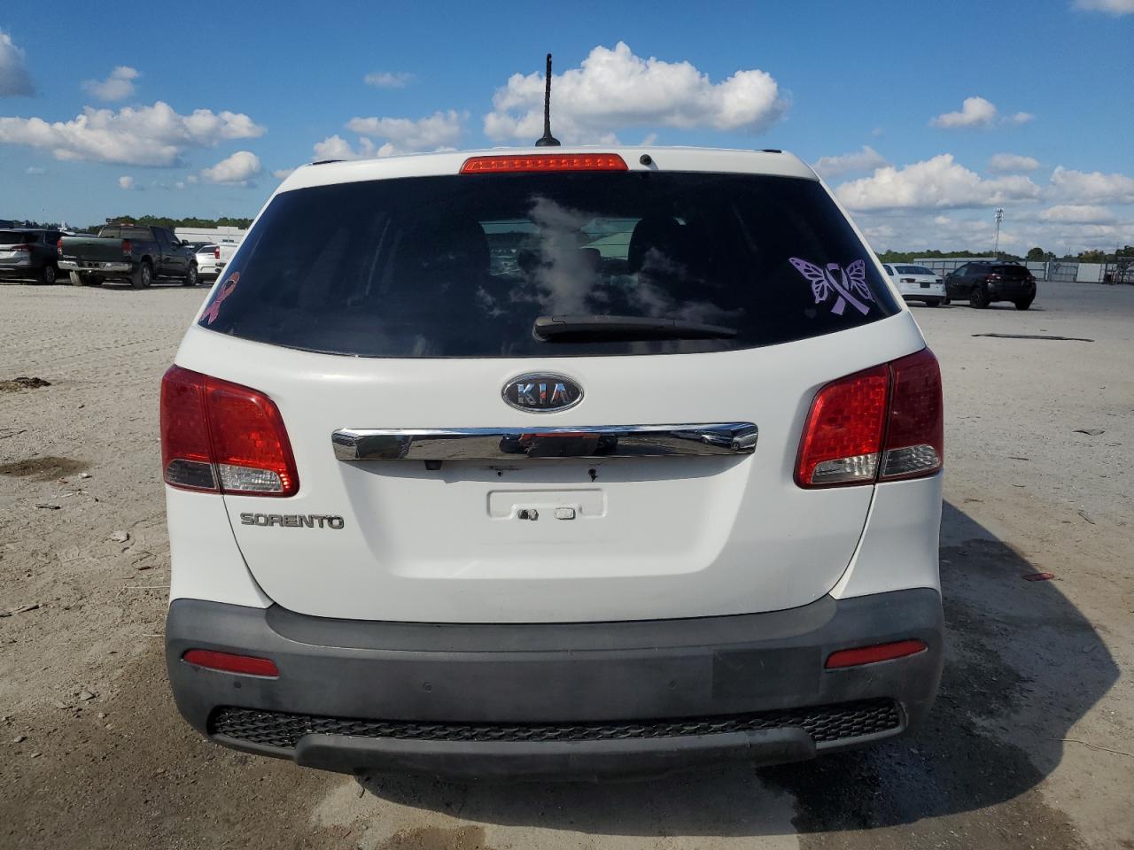 2011 Kia Sorento Base - Фото 6