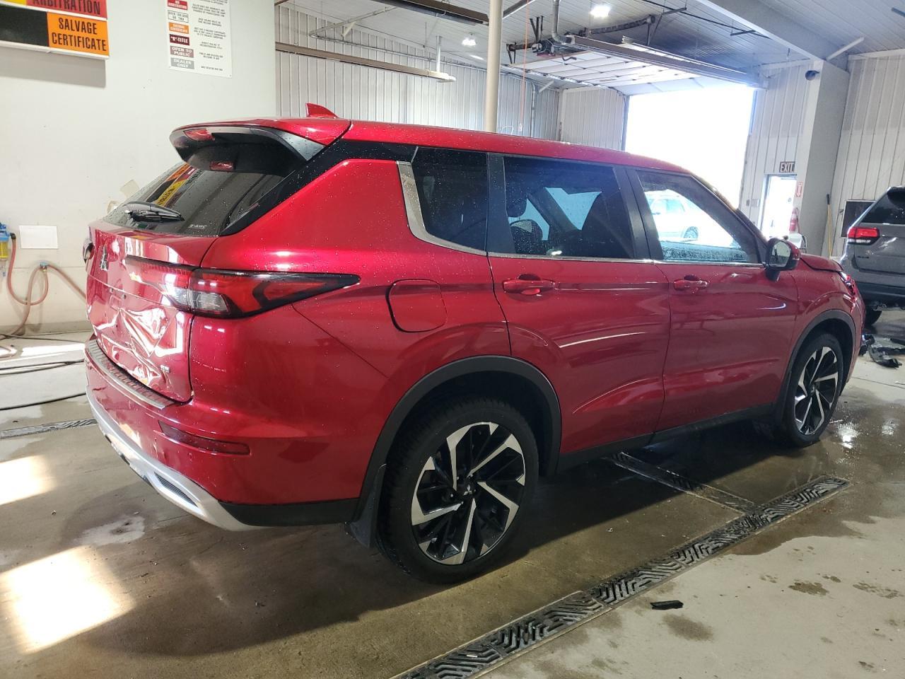 2022 Mitsubishi Outlander Se - Фото 3