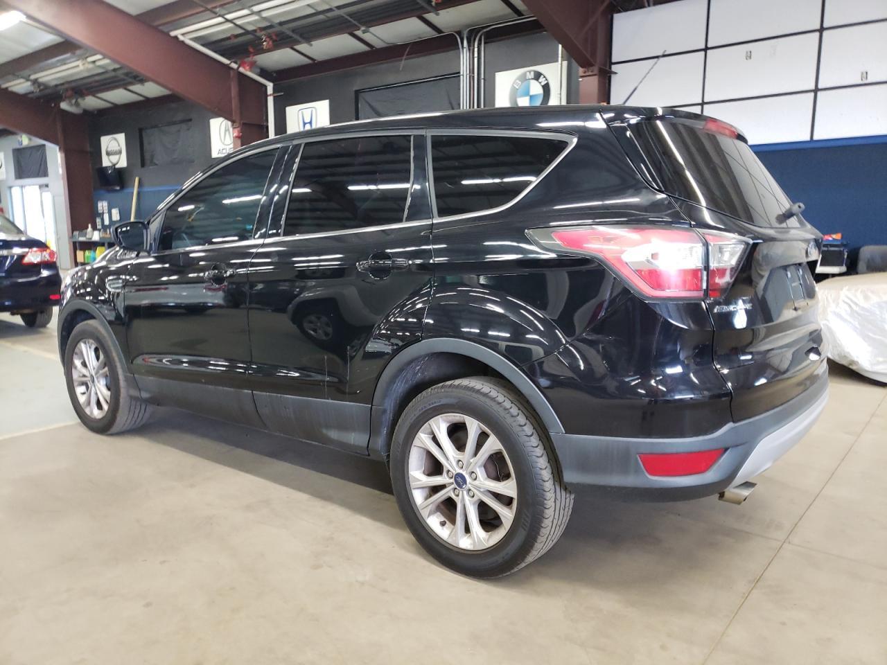 2017 Ford Escape Se - Image 2