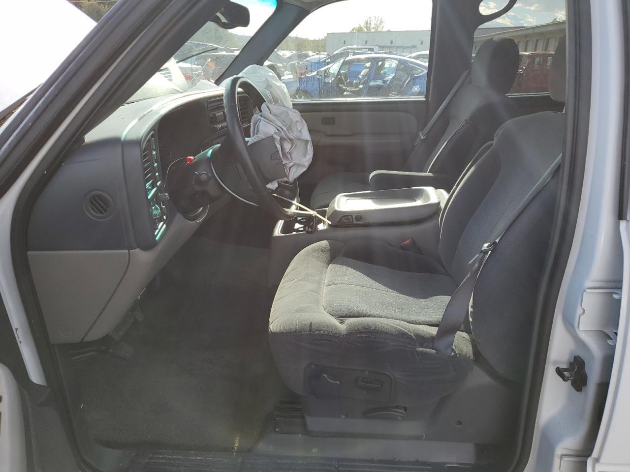 2002 Chevrolet Tahoe K1500 - Фото 7