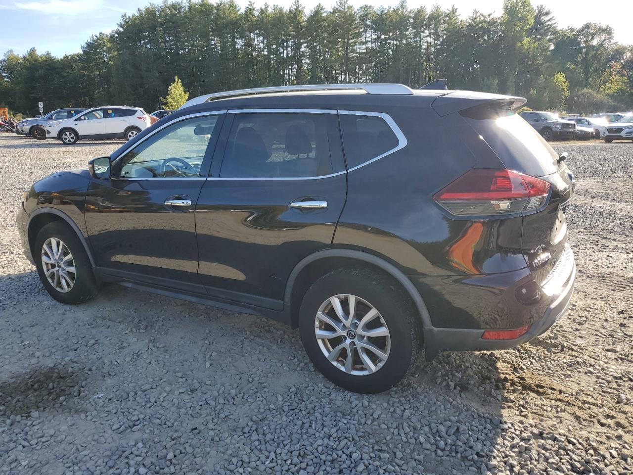 2018 Nissan Rogue S - Фото 2