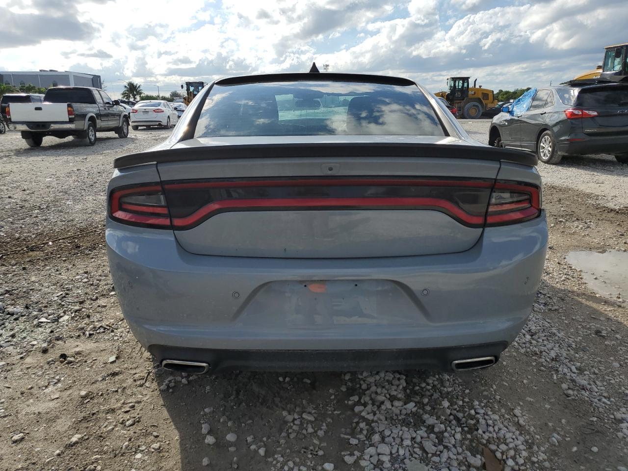 2021 Dodge Charger Sxt - Фото 6