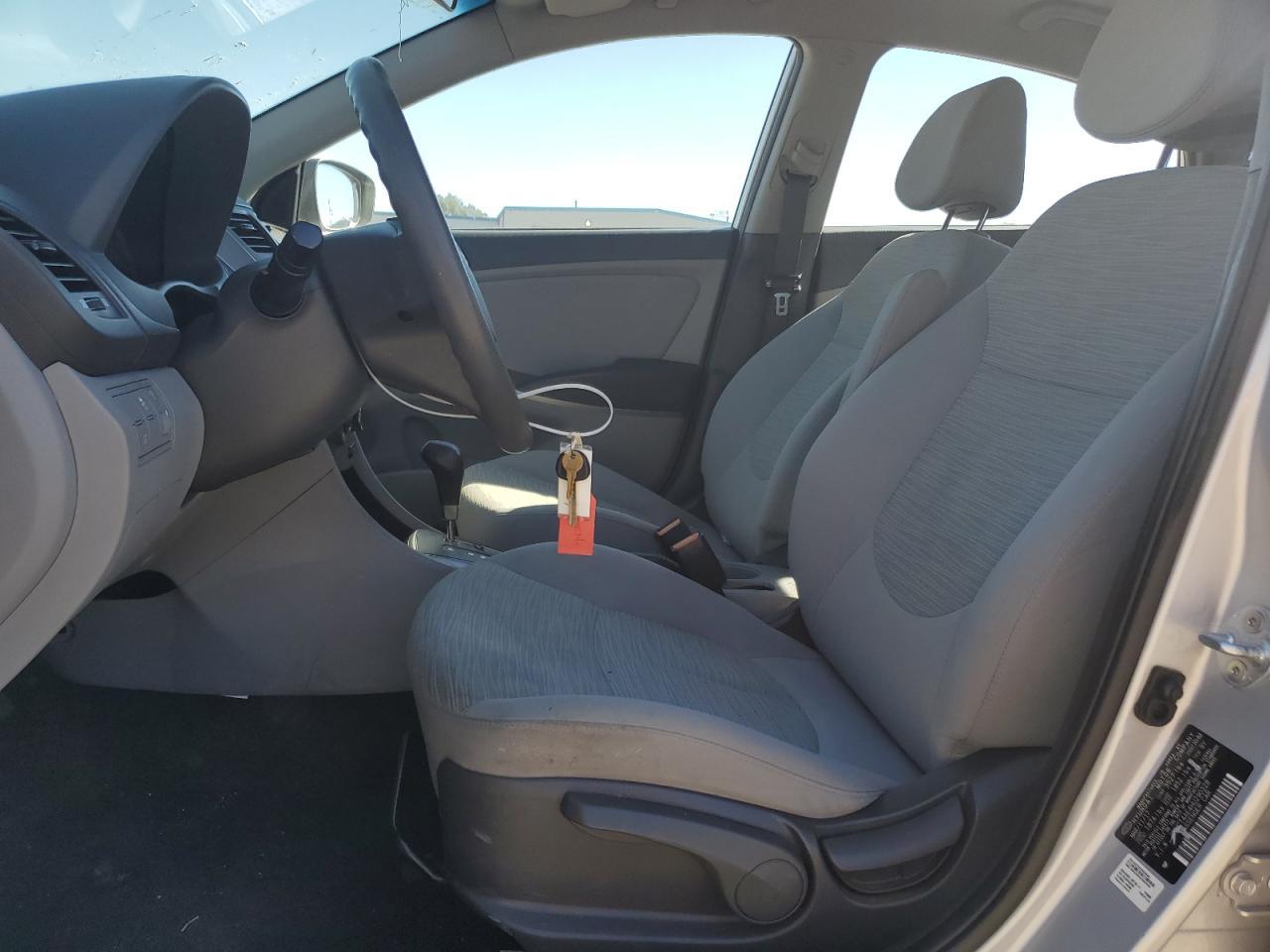 2017 Hyundai Accent Se - Фото 7