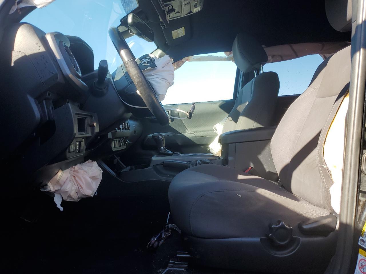 2018 Toyota Tacoma Double Cab - Фото 7