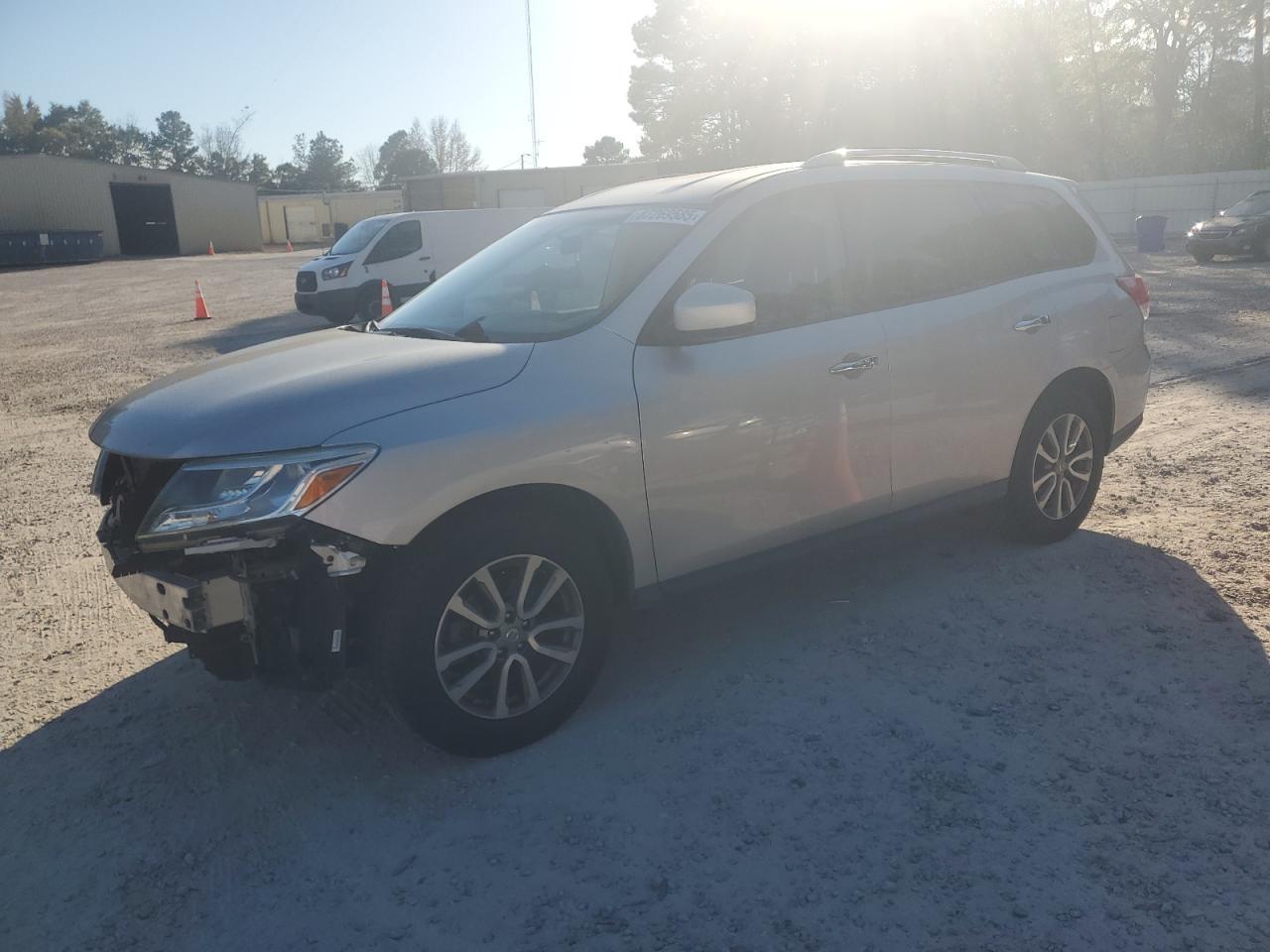 2016 Nissan Pathfinder S