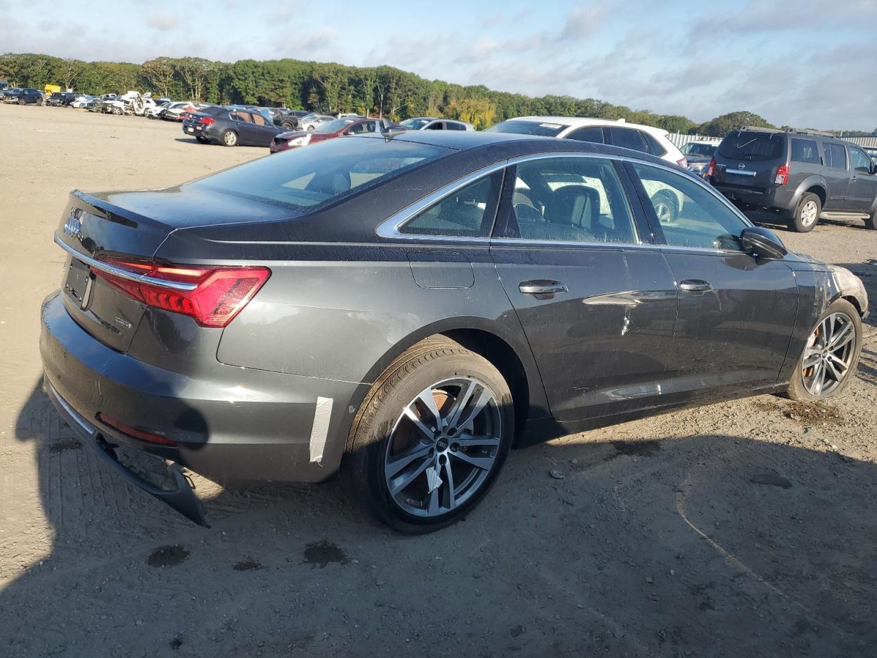 2023 Audi A6 Premium Plus - Image 3
