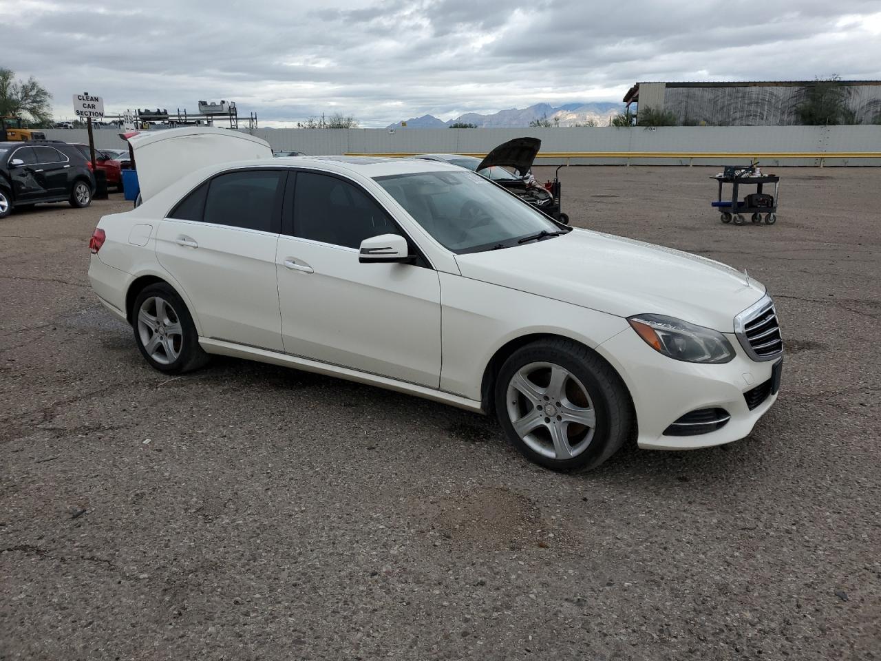 2014 Mercedes-Benz E 350 4Matic - Фото 4