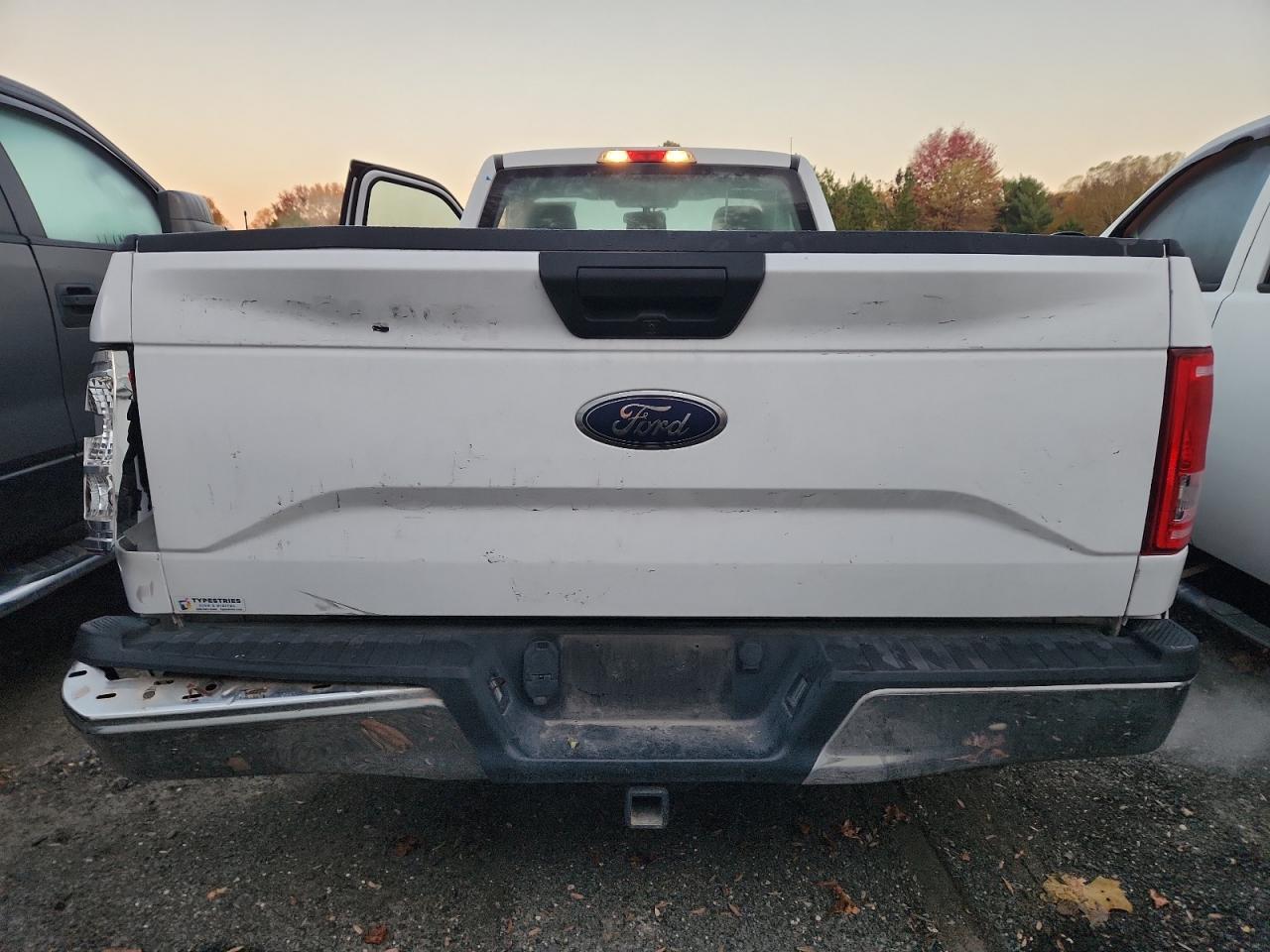 2015 Ford F150 - Фото 6