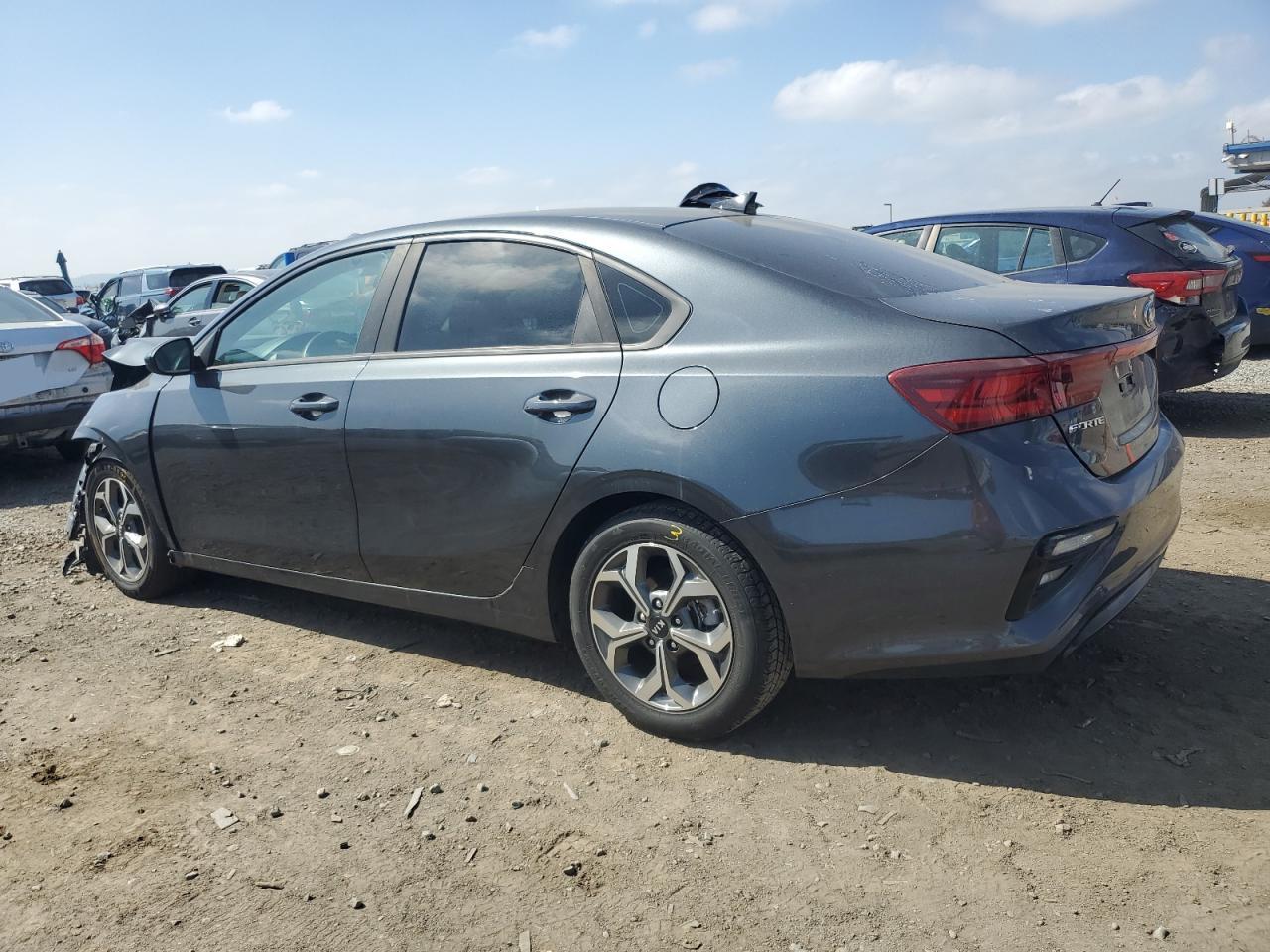 2019 Kia Forte Fe - Фото 2