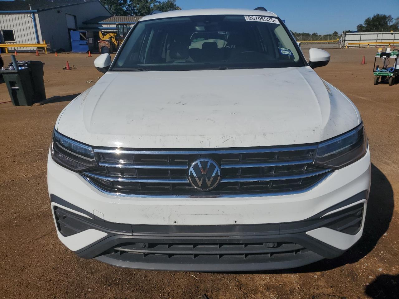 2023 Volkswagen Tiguan S - Image 5