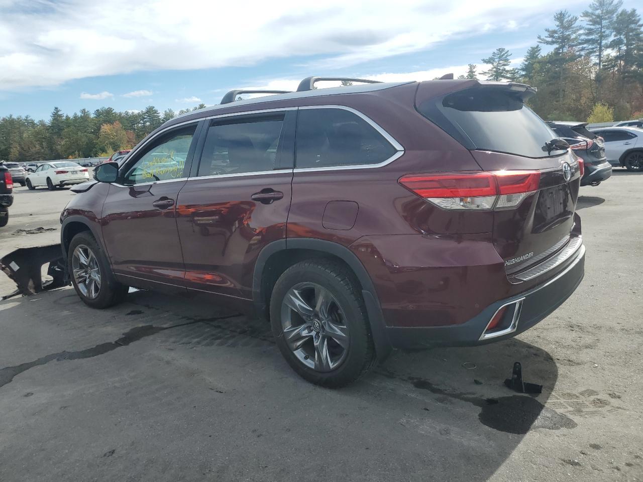 2017 Toyota Highlander Limited - Фото 2