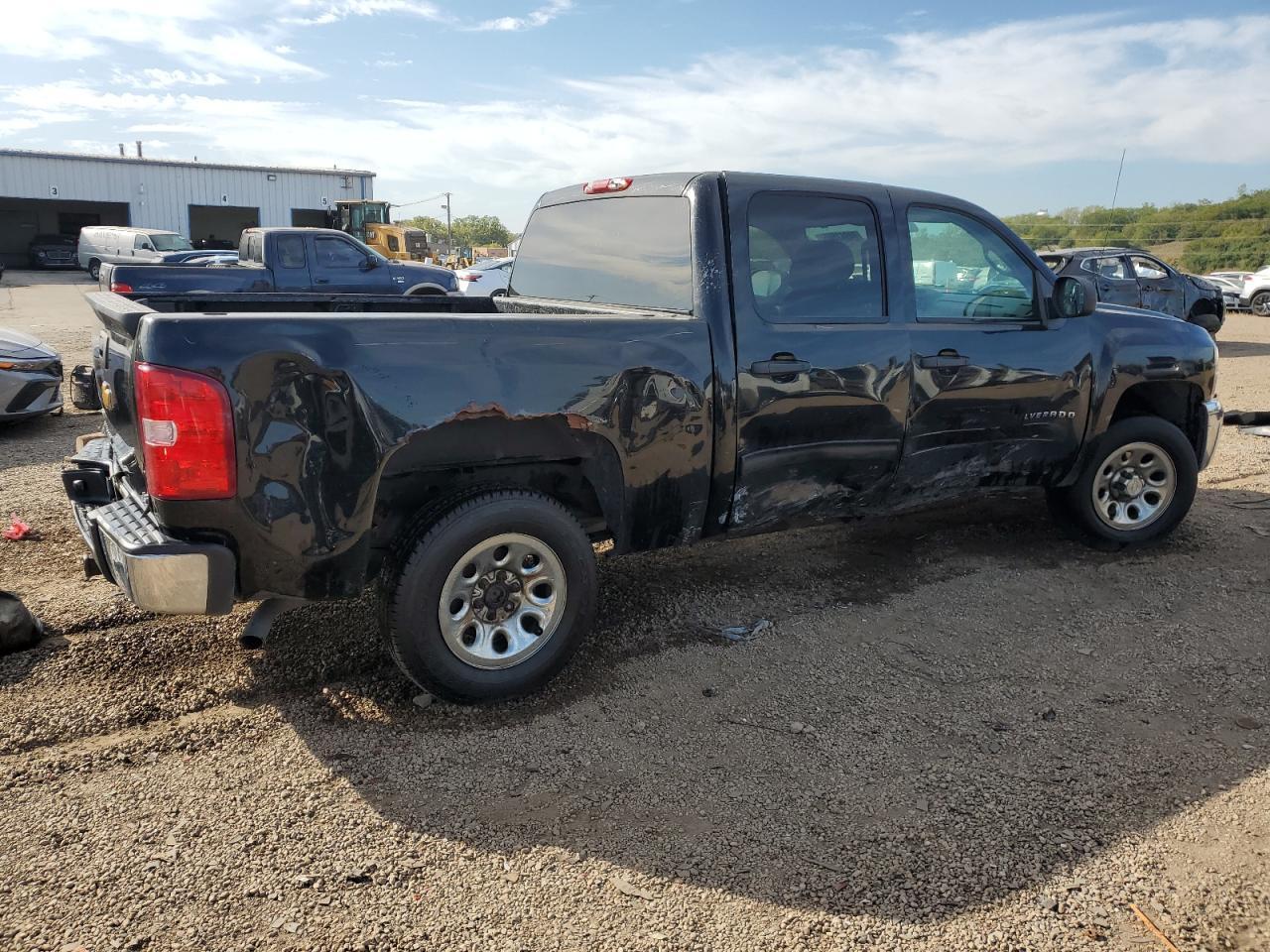 2012 Chevrolet Silverado C1500 Ls - Image 3