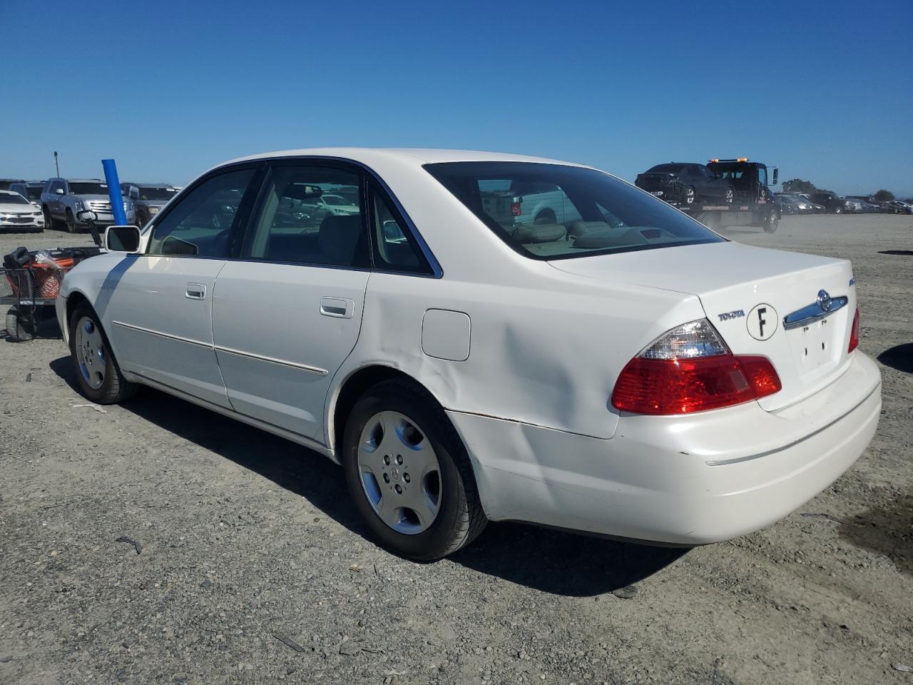 2004 Toyota Avalon Xl - Фото 2