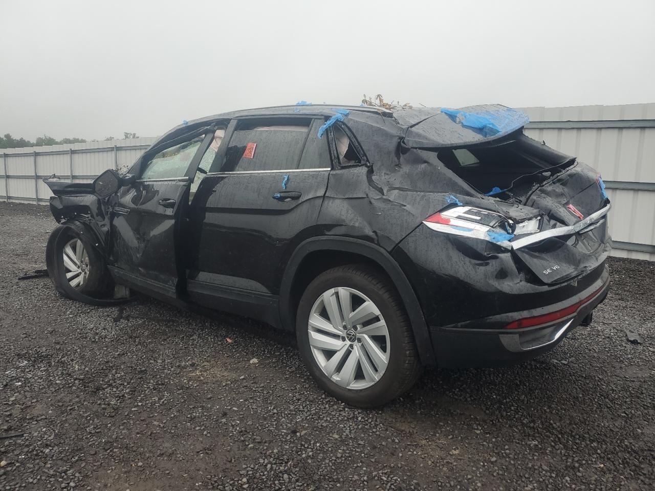 2022 Volkswagen Atlas Cross Sport Se - Фото 2