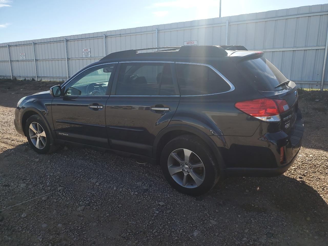 2014 Subaru Outback 2.5I Limited - Фото 2