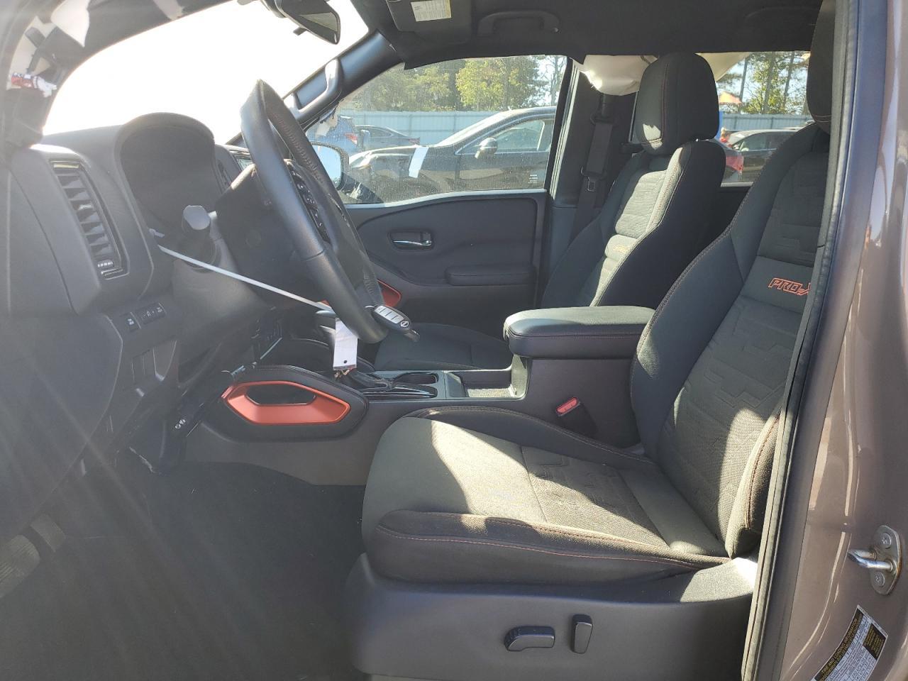 2022 Nissan Frontier S - Фото 7