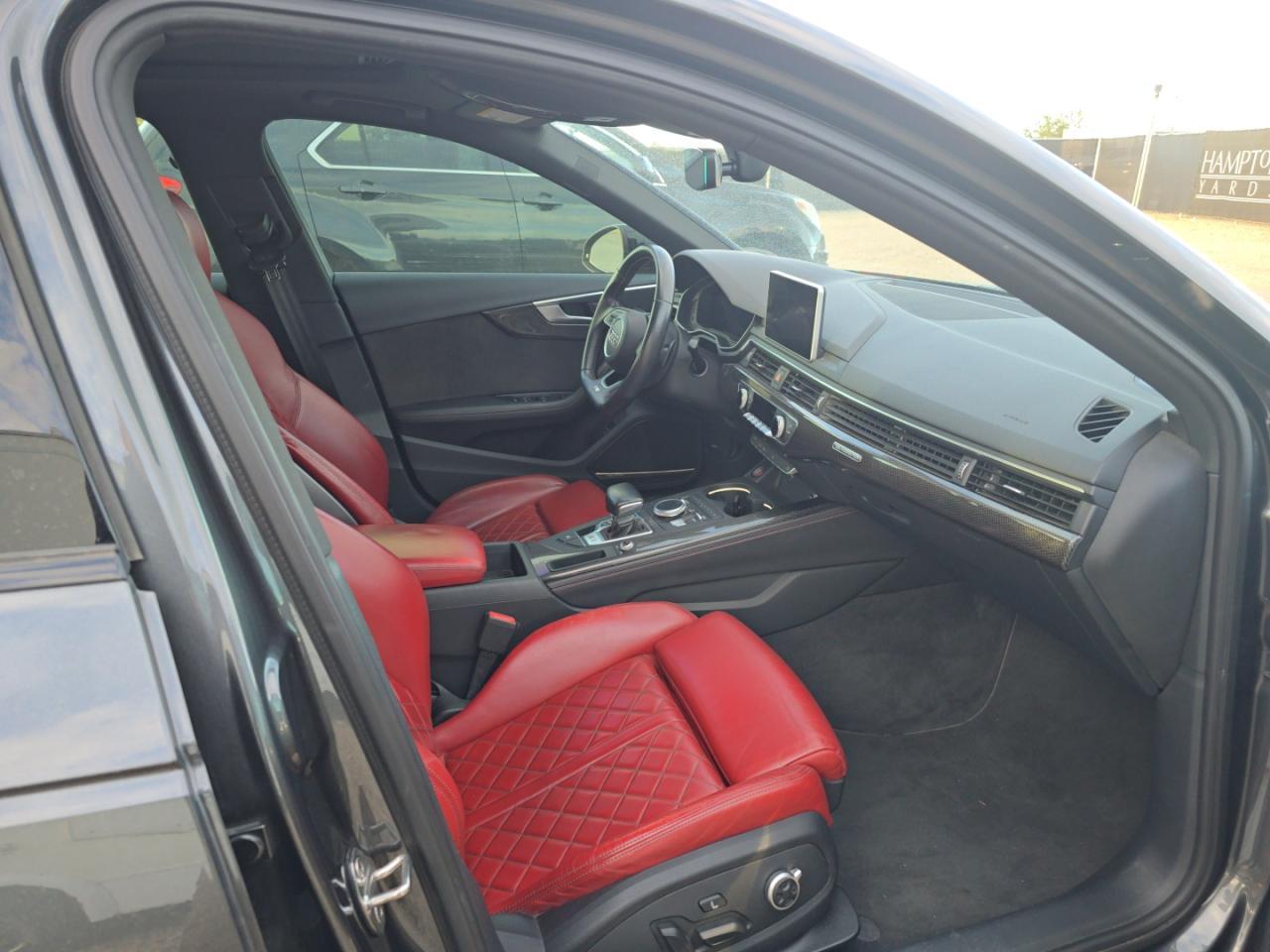 2019 Audi S4 Premium Plus - Image 5