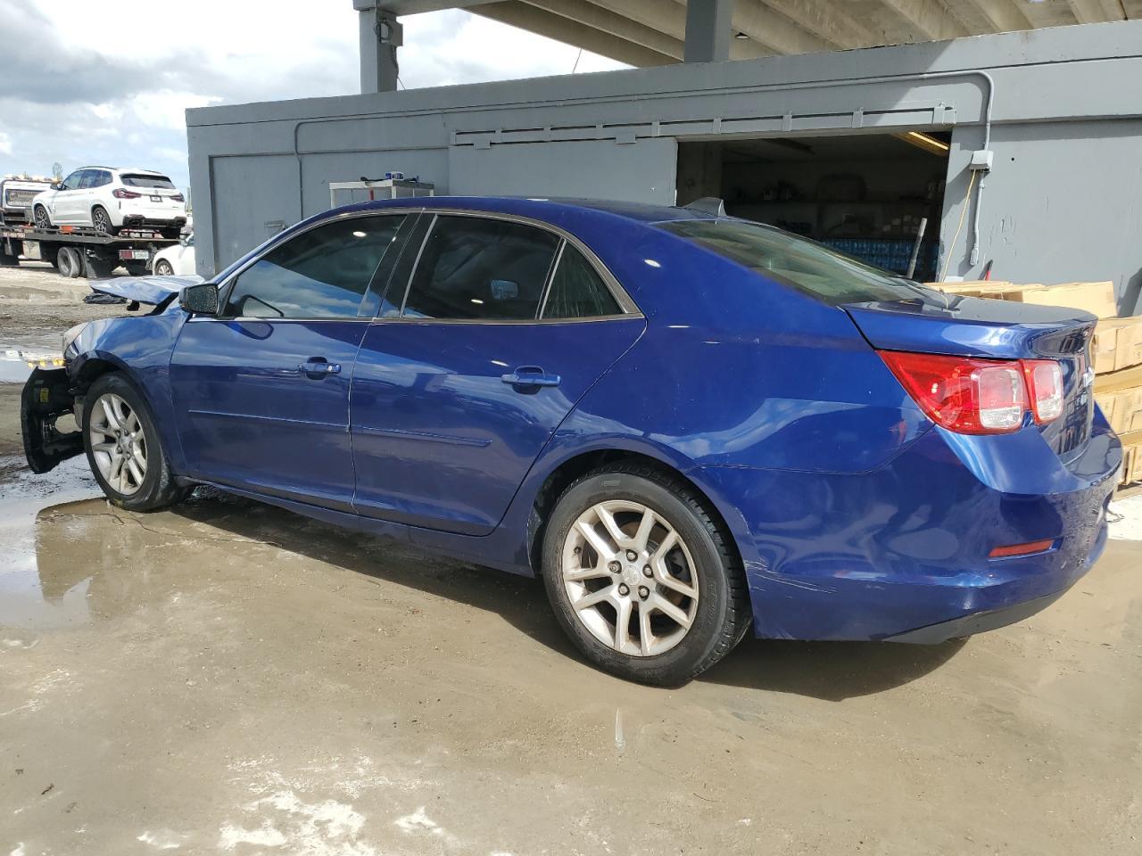 2013 Chevrolet Malibu 1Lt - Фото 2