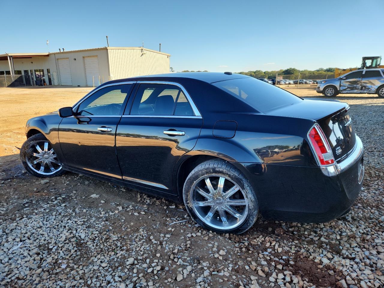 2014 Chrysler 300C - Фото 2