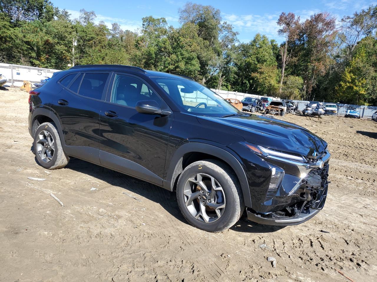 2025 Chevrolet Trax 1Lt - Image 4