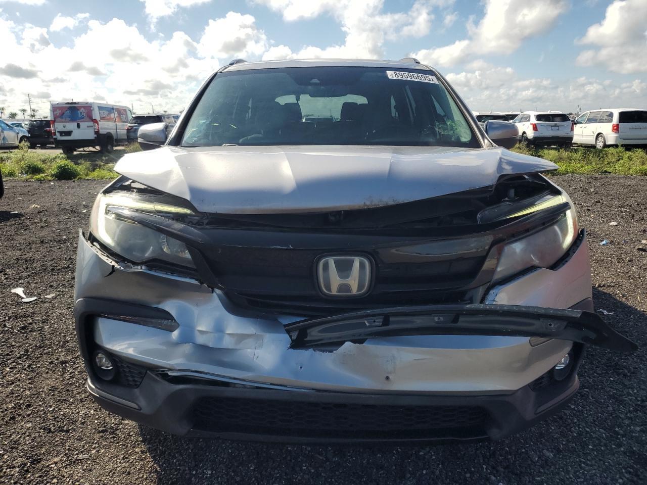 2021 Honda Pilot Se - Фото 5