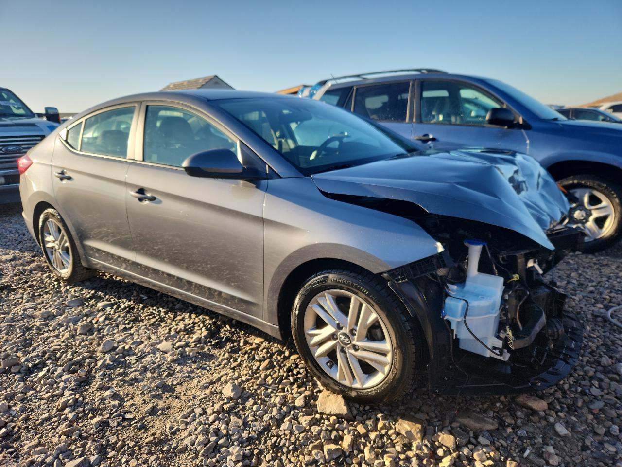 2019 Hyundai Elantra Sel - Image 4